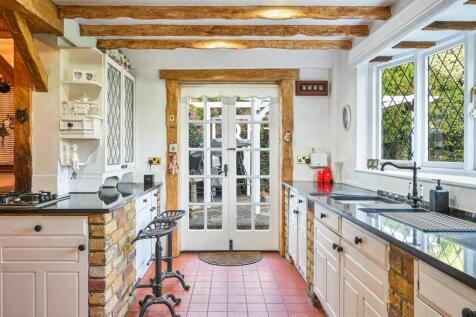 LONGDOWN LANE,  (16).jpg