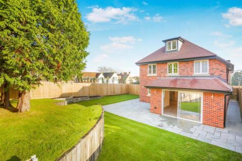 1578342896 - 5 Amberwood Grove -8.jpg