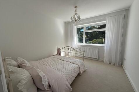 abaa9960-3039-479...