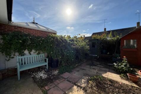 5acb3ced-575f-458...