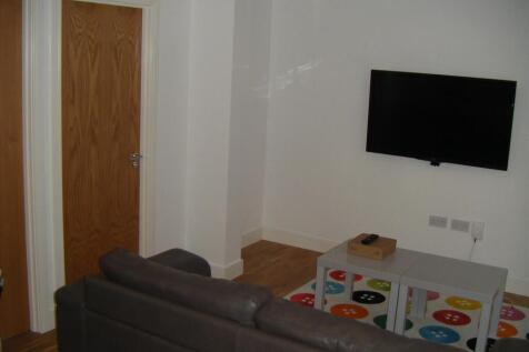 Flat 1 24 Kilbourn St (44).JPG