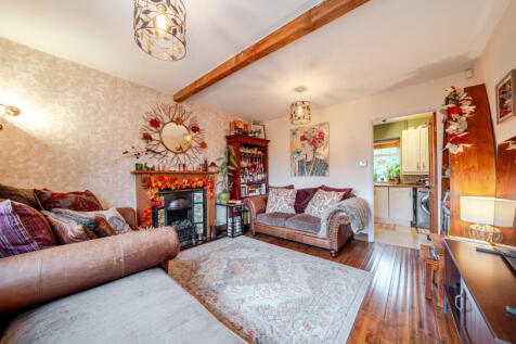 1370659-7-68f0fbd...