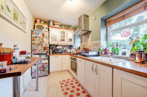 1370659-2-68f0fba...