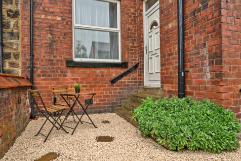 1370622-11-68f5f9...