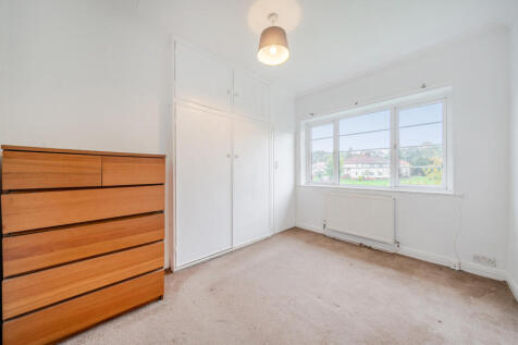 1371502-6-68f76fa...