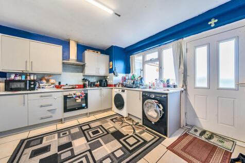 1373200-7-68ff861...