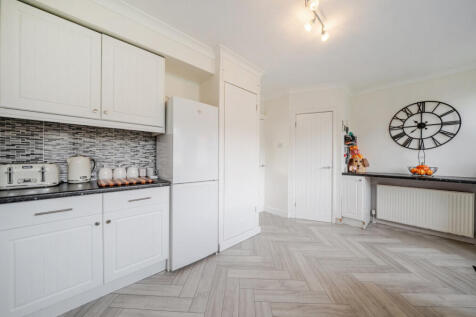 1374482-15-69034d...