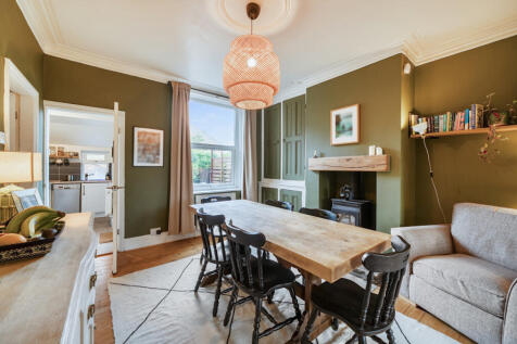 1374450-9-6904931...