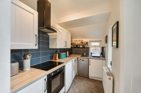 1374450-10-690493...