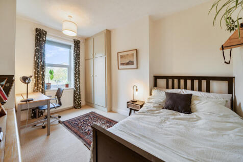 1374450-16-690493...