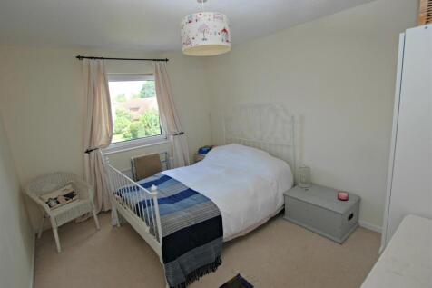 Bedroom 2.jpg