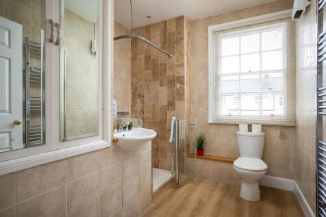 27 - Bibury cottage - GL52 6HG - L Web.jpg