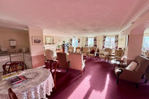 Communal Lounge