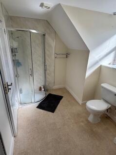 Bedroom 1 En-suite