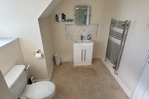 Bedroom 1 En-suite