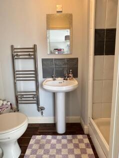 Bedroom 2 En-suite