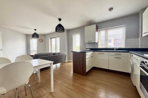 Open Plan Lounge / Kitchen / Dining