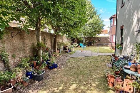 Gardens To Rear Of Apartment