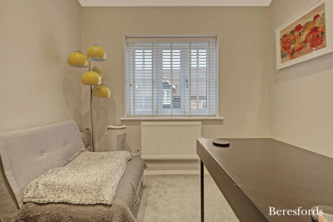 Bedroom/Study