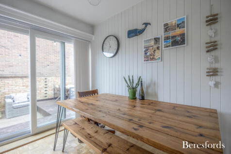 Lounge/Diner