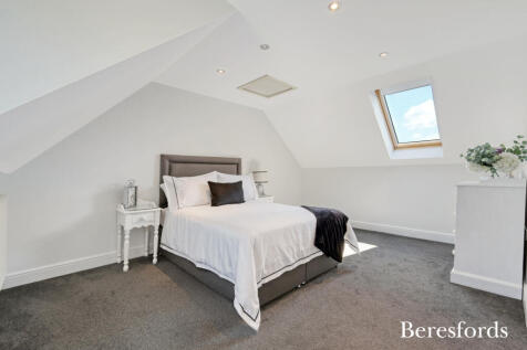Bedroom 2nd Floor
