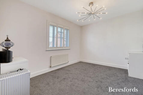 Bedroom 2nd Floor
