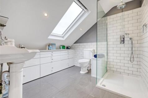 Family Shower Room