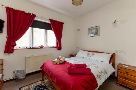 HOLIDAY COTTAGE