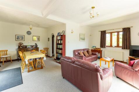 HOLIDAY COTTAGE