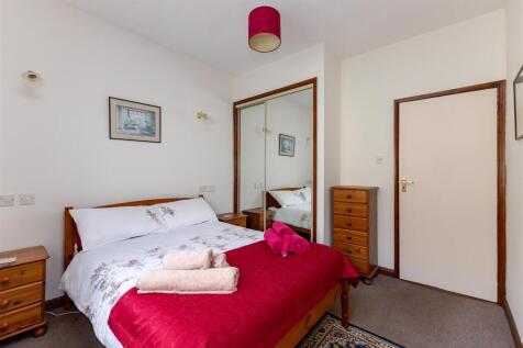 HOLIDAY COTTAGE