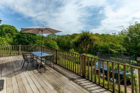 HOLIDAY COTTAGE