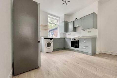 139 Bramhall Kitchen.jpeg