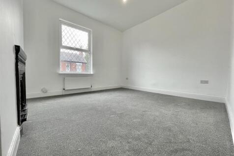 139 Bramhall Bedroom 1.jpeg