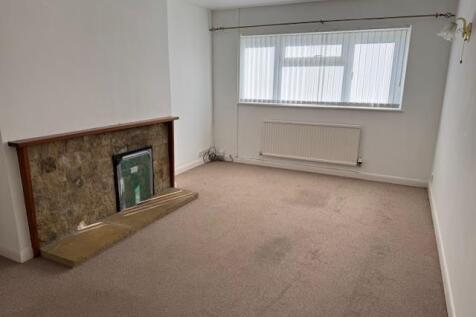SITTING/DINING ROOM