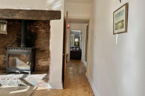 Sitting/Dining Room