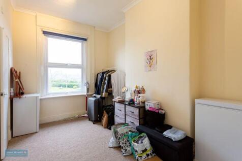 Bedroom - Flat 4