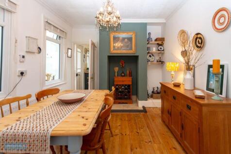 Breakfast Room