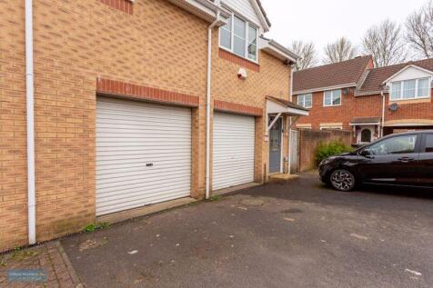 Garage/Parking