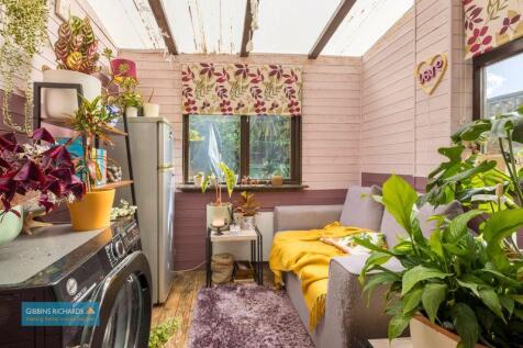 Utility/sun room