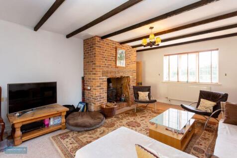 Phoenix House - Sitting Room