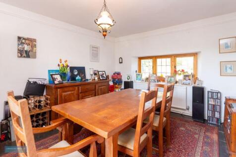 Phoenix House - Dining Room