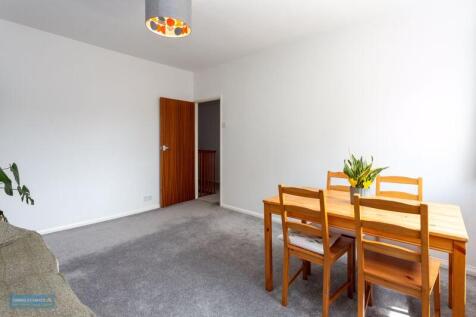 Sitting/Dining Room
