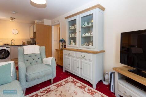 Sitting Room/Kitchen