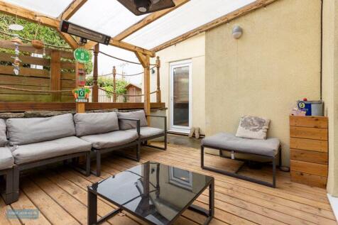 Covered Garden Area