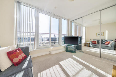 1381776-4-691b28d...