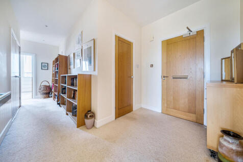 1381776-26-691b2e...