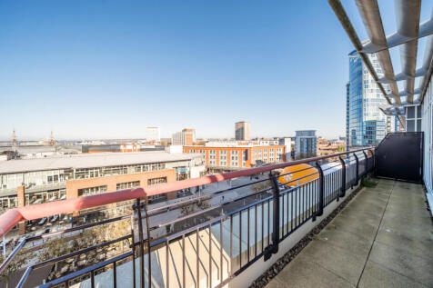 1381776-35-692061...