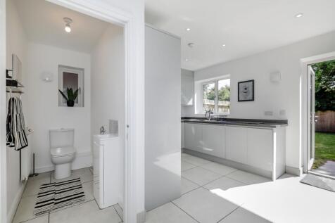 Downstairs wc