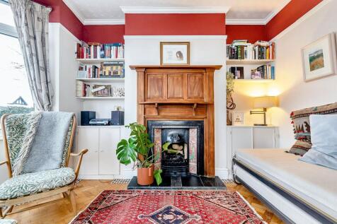 Front lounge