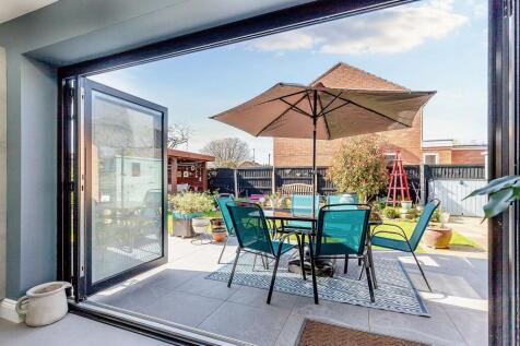Patio off kitchen